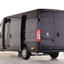 Peugeot Boxer Professional Premium Plus XLWB