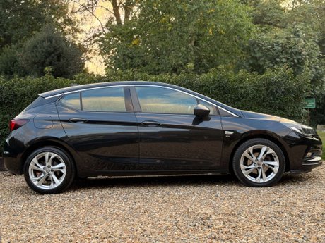 Vauxhall Astra 1.4 Astra SRi Nav T 5dr 11