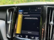Volvo XC60 2.0 XC60 R-Design B5 MHEV Auto 5dr 18