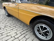 MG B ROADSTER 44