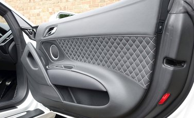 Audi R8 V10 Spyder 9