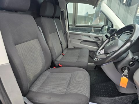 Volkswagen Transporter T30 TDI P/V STARTLINE 8