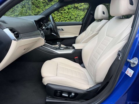 BMW 3 Series 2.0 330i M Sport Auto 4dr 32