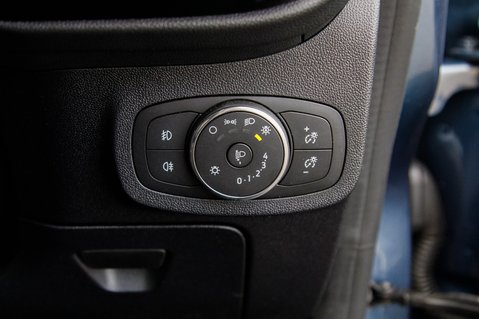 Ford Fiesta TITANIUM 11
