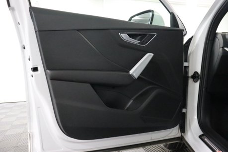 Audi Q2 TFSI S LINE 43