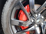 Land Rover Discovery R-DYNAMIC SE MHEV In RARE PEARL WHITE BLACK ROOF AND REAR SEATS  LOW MILES  8