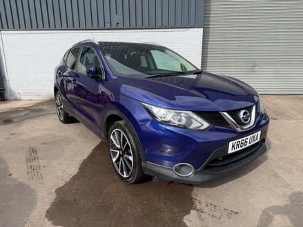 Nissan Qashqai 1.2 DIG-T Tekna 2WD Euro 6 (s/s) 5dr