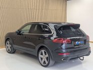 Porsche Cayenne 3.0 Cayenne V6 D Tiptronic S 4WD 5dr 22