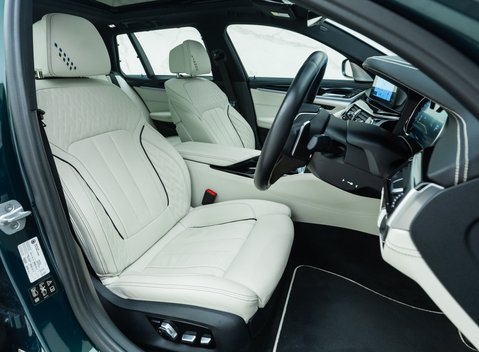 BMW Alpina B5 Touring 9