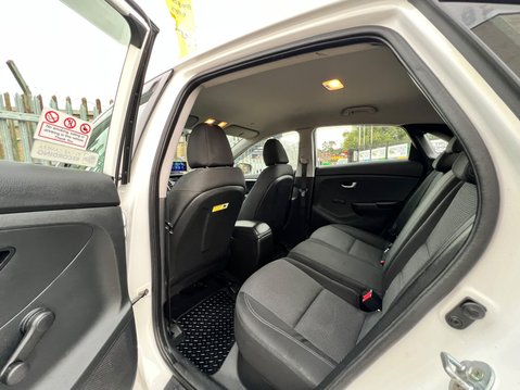Hyundai i30 CRDI S BLUE DRIVE 67