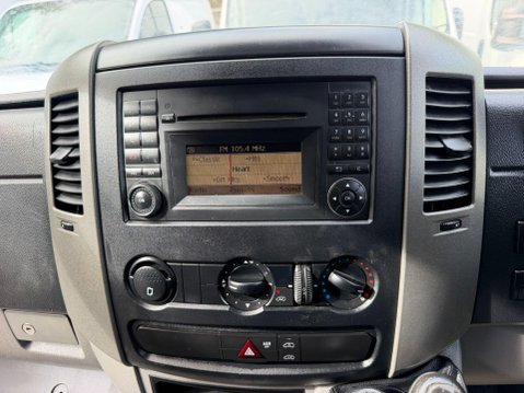 Mercedes-Benz Sprinter 2.1 310 CDi Panel Van 4dr Diesel Manual RWD L3 H3 (240 g/km, 95 bhp) 23