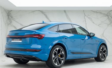 Audi E-Tron S Sportback 7