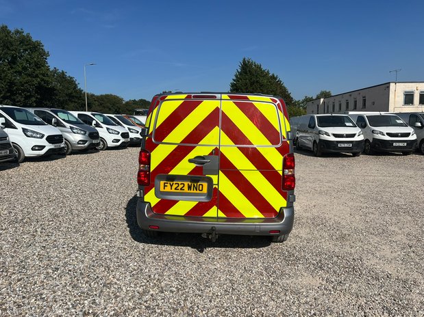 Vauxhall Vivaro SWB L1H1 2700 Sportive Air Con Sensors Cruise EURO 6 7