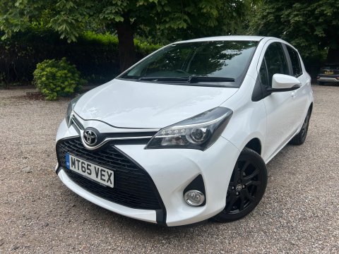Toyota Yaris 1.33 Dual VVT-i Sport Euro 5 5dr Euro 5 2