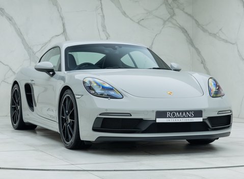 Porsche 718 Cayman GTS 4.0 6