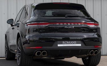 Porsche Macan S 3
