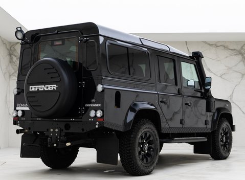 Land Rover Defender 110 XS 3