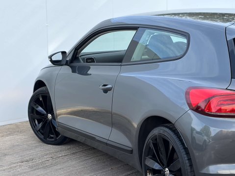 Volkswagen Scirocco 1.4 Scirocco BlueMotion Technology TSi 3dr 36