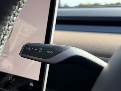 Tesla Model 3 Saloon 4dr Electric Auto RWD (241 bhp) 37