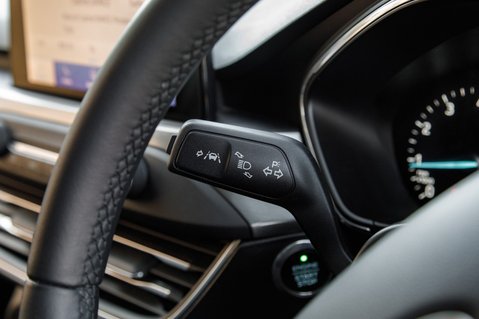 Ford Focus TITANIUM 16