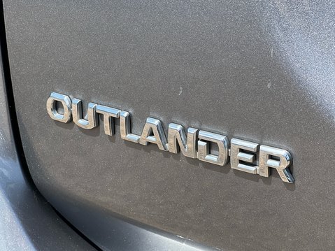 Mitsubishi Outlander DESIGN 20