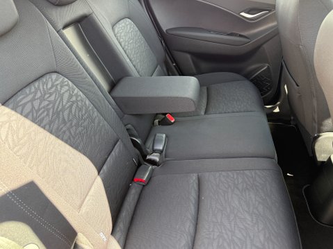 Hyundai ix20 SE *ONLY 15,882 MILES* 32