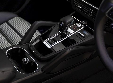 Porsche Cayenne GTS Coupé 20