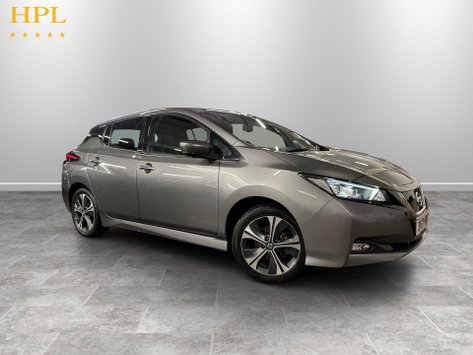 Nissan LEAF 40kWh Tekna Hatchback 5dr Electric Auto (150 ps)