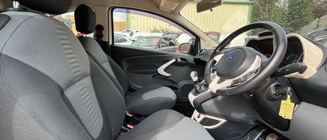 Ford Ka TITANIUM..9 SERVICES INCLUDING CAMBELT.. LOW INSURANCE GROUP.. £35 ROAD TAX 1