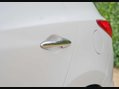 Hyundai ix35 2.0 ix35 Premium 4WD CRDI Auto 4WD 5dr 23