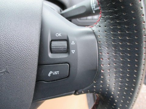 Peugeot 2008 1.2 PureTech GT Line Euro 6 (s/s) 5dr 36