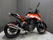 KTM Duke 2017 17K NEW MOT 125CC 15BHP NAKED BIKE 2