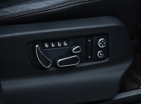Bentley Bentayga V8 First Edition 15