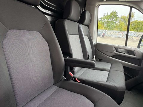 Volkswagen Crafter 2.0 TDI CR35 Commerce Plus Panel Van 5dr Diesel Manual FWD LWB High Roof Eu 24