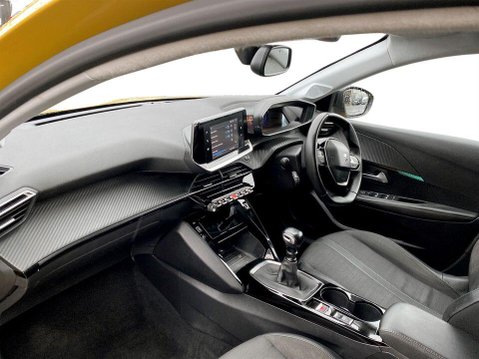 Peugeot 208 1.2 PureTech Allure Premium + Hatchback 5dr Petrol Manual Euro 6 (s/s) (100 15