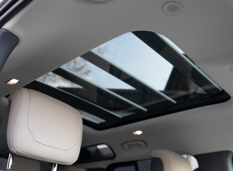 Land Rover Defender 110 HSE D240 13