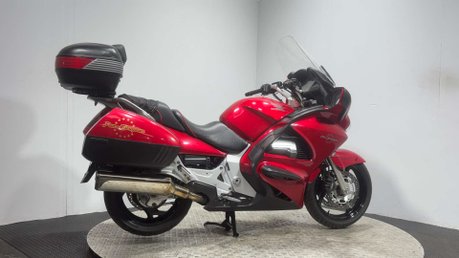 Honda ST 2004 38K FULL LUGGAGE NEW MOT SERVICED BIG CC TOURER BIKE 3