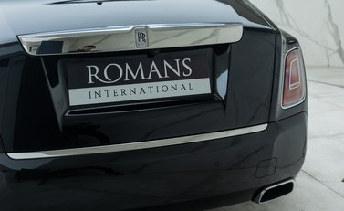 Rolls-Royce Phantom VIII 38