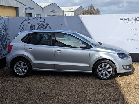 Volkswagen Polo SE DSG 10