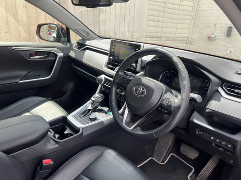 Toyota Rav4 (Sold) 2.5 VVT-h Excel SUV 5dr Petrol Hybrid CVT 4WD Euro 6 (s/s) (222 ps) 10