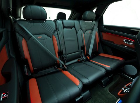 Bentley Bentayga V8 S 12