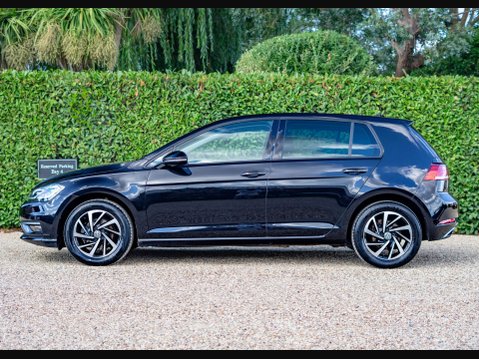 Volkswagen Golf 1.0 Golf Match Edition TSi 5dr 8