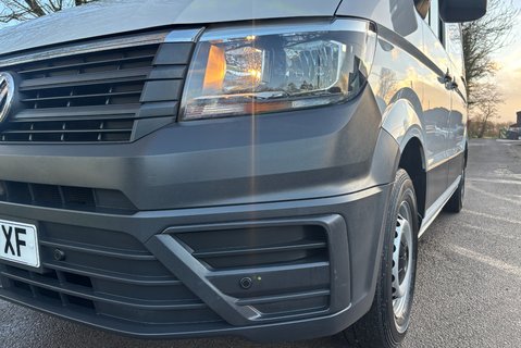 Volkswagen Crafter CR35 140 ps Tdi L2 H2 Trendline Panel Van - No VAT 21