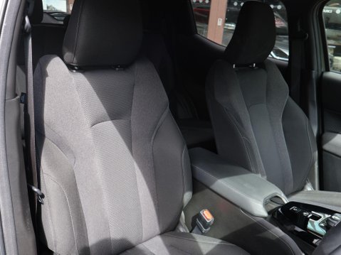 Suzuki e Vitara 61kWh Motion Auto 5dr 15