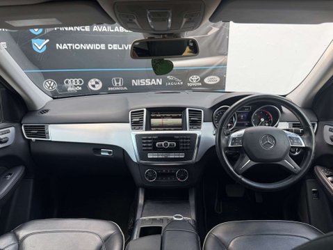 Mercedes-Benz M Class 3.0 ML350 V6 BlueTEC AMG Sport SUV 5dr Diesel G-Tronic 4WD Euro 6 (s/s) (25 60