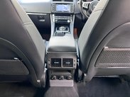 Jaguar F-Pace 2.0 D180 R-Sport Auto AWD Euro 6 (s/s) 5dr 41