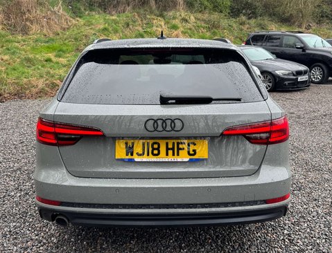 Audi A4 1.4 A4 Black Edition TFSI 5dr 4