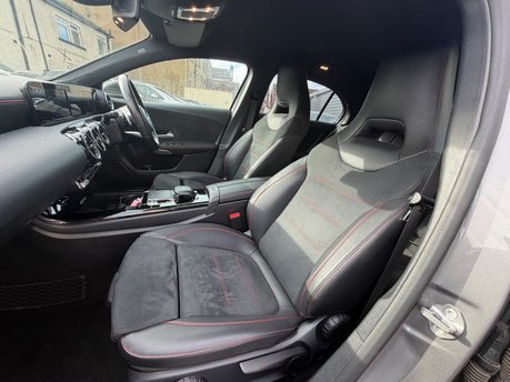 Mercedes-Benz A Class A 180 D AMG LINE 12