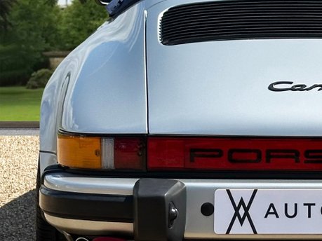 Porsche 911 CARRERA 3.2 CONVERTIBLE 24