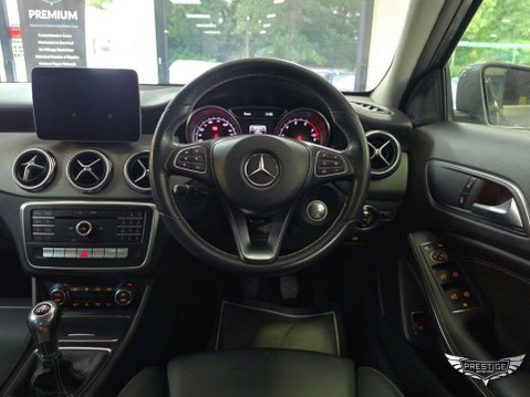 Mercedes-Benz GLA 1.6 GLA200 Sport Euro 6 (s/s) 5dr 49